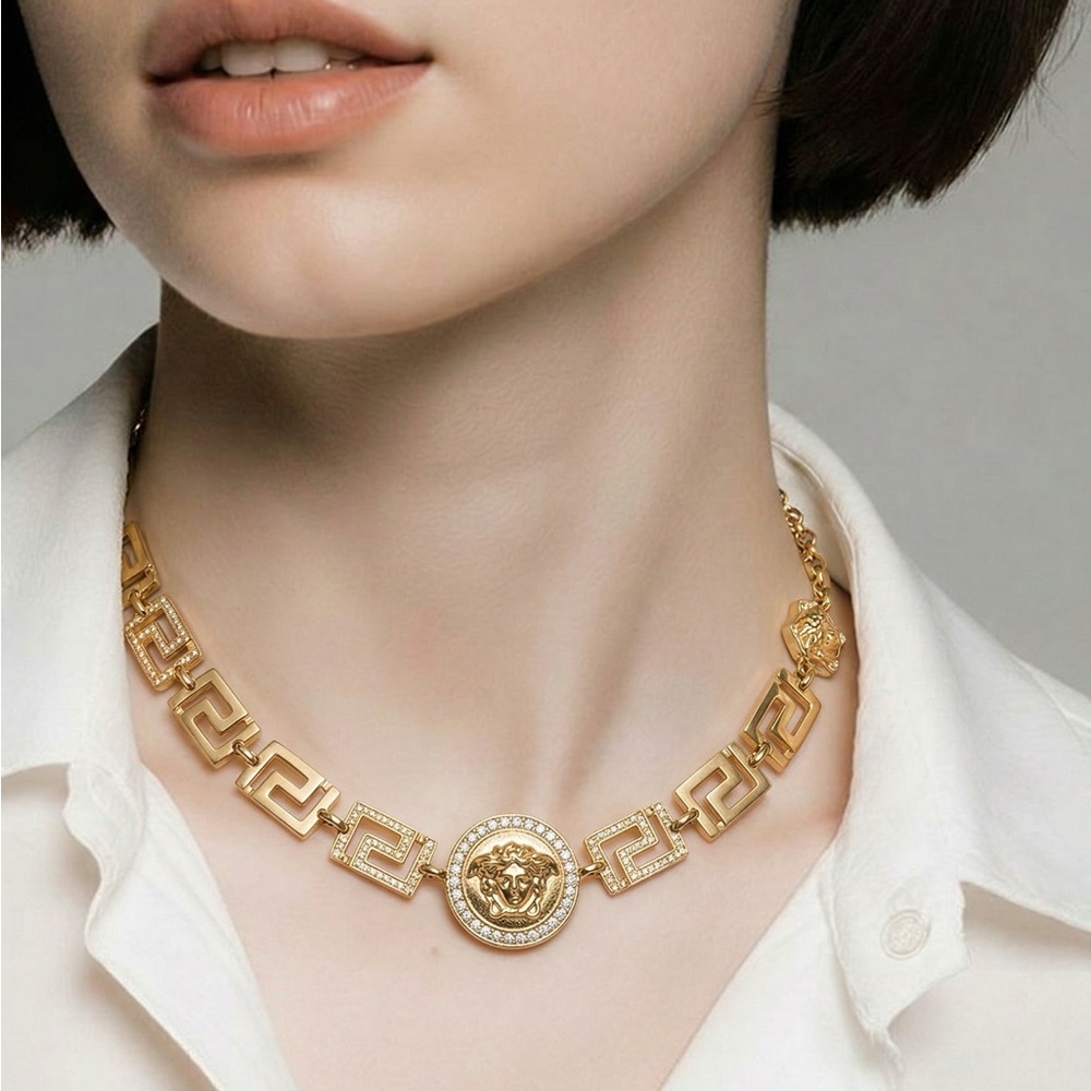 🤩 VERSACE 🤩 GOLD MEDUZA CHOKER